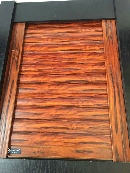 铝合金木纹型材门